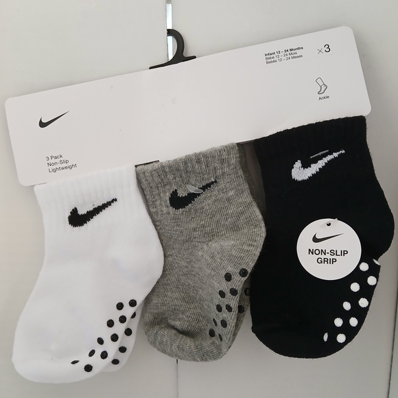Nike Infant Non-Slip Socks 3-Pack - Picture 1 of 4